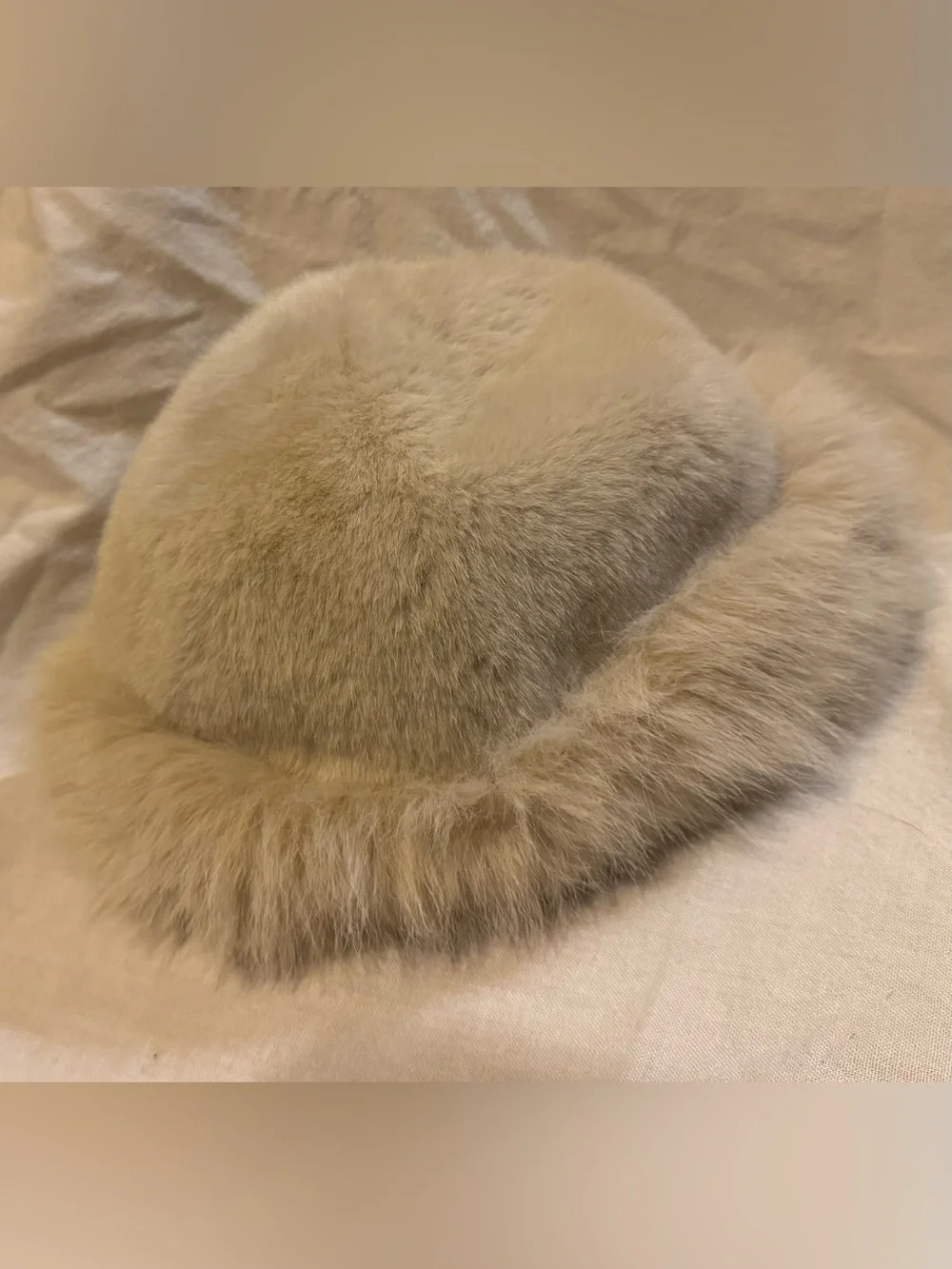 Women’s Plush Faux Fur Hat